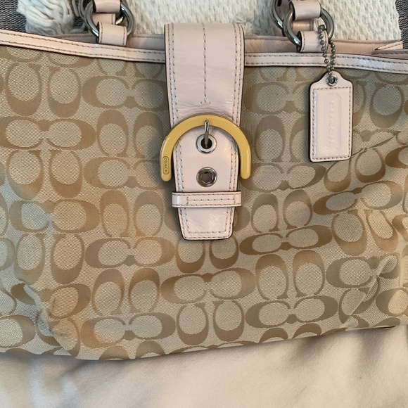 Coach Purse - Picture 1 of 4